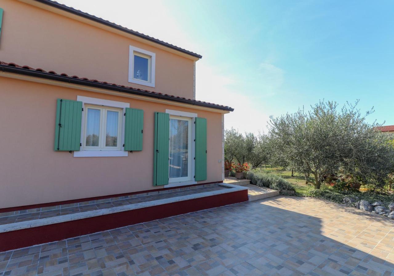 Villa Nona Marija Sveti Lovreč Pazenatički Exterior foto